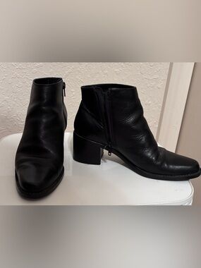 Nine West Womens Russity Size 6 Black Patent Pointed Fashion Ankle Boots Booties